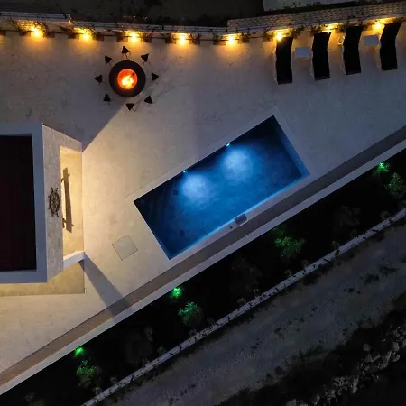 Villa Maritime - Exklusive Strandvilla Mit Beheiztem Pool, Grillhuette & Meerblick Bei Zadar *