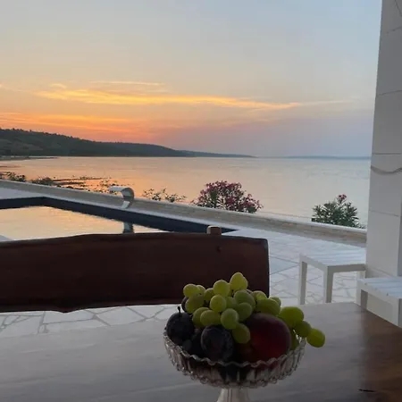 Villa Maritime - Exklusive Strandvilla Mit Beheiztem Pool, Grillhuette & Meerblick Bei Zadar *
