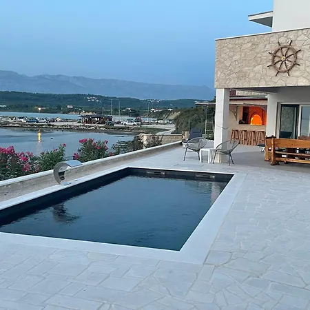 Villa Maritime - Bucht Ljubacki *