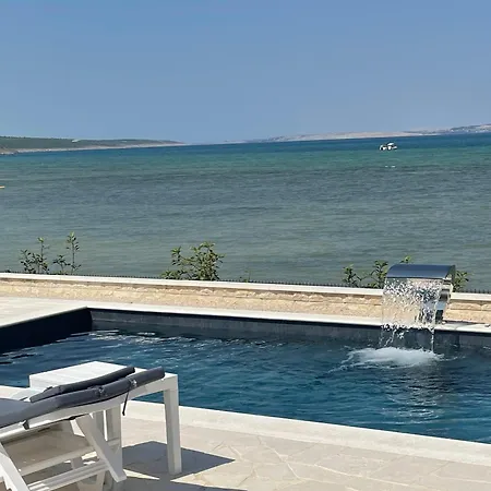 Villa Maritime - Exklusive Strandvilla Mit Beheiztem Pool, Grillhütte&meerblick Bei Zadar Ljubač