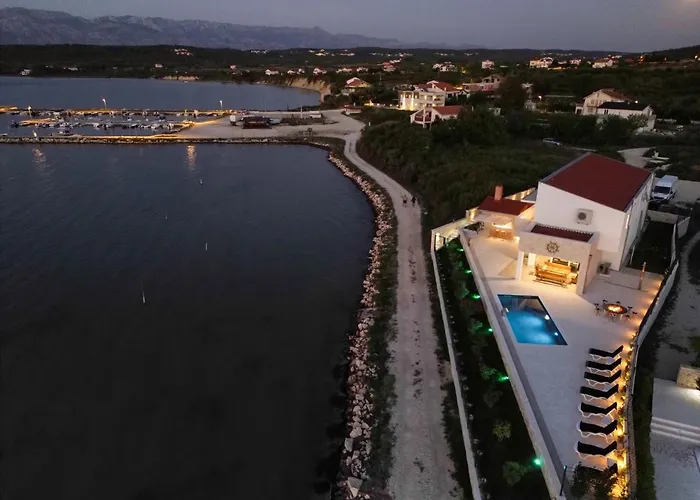 Villa Maritime - Exklusive Strandvilla Mit Beheiztem Pool, Grillhütte&meerblick Bei Zadar