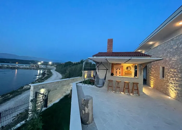 Maritime - Exklusive Strandvilla Mit Beheiztem Pool, Grillhütte&meerblick Bei Zadar Ljubač