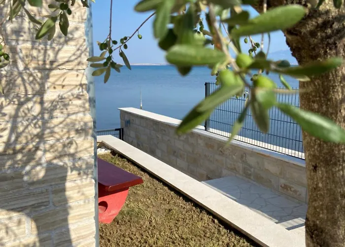 Maritime - Exklusive Strandvilla Mit Beheiztem Pool, Grillhütte&meerblick Bei Zadar Villa Ljubač