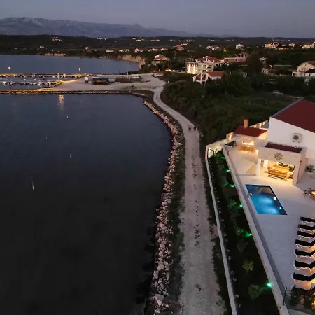 Villa Maritime - Exklusive Strandvilla Mit Beheiztem Pool, Grillhütte&meerblick Bei Zadar