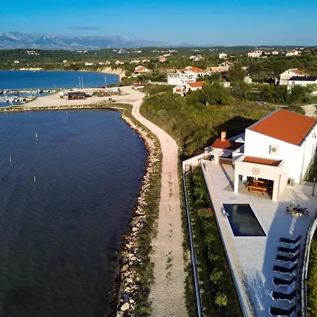 Vila Maritime - Exklusive Strandvilla Mit Beheiztem Pool, Grillhuette & Meerblick Bei Zadar *