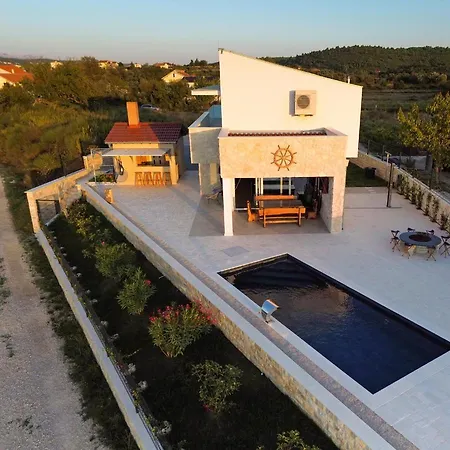 Maritime - Exklusive Strandvilla Mit Beheiztem Pool, Grillhuette & Meerblick Bei Zadar * Ljubač