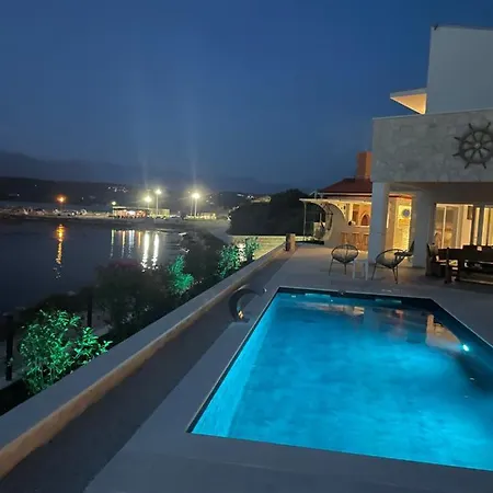 Villa Maritime - Exklusive Strandvilla Mit Beheiztem Pool, Grillhuette & Meerblick Bei Zadar *