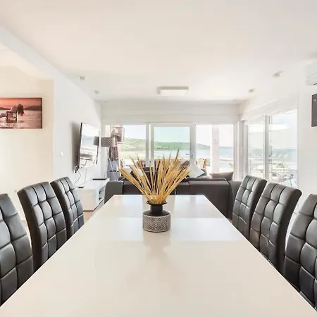 Maritime - Exklusive Strandvilla Mit Beheiztem Pool, Grillhuette & Meerblick Bei Zadar *