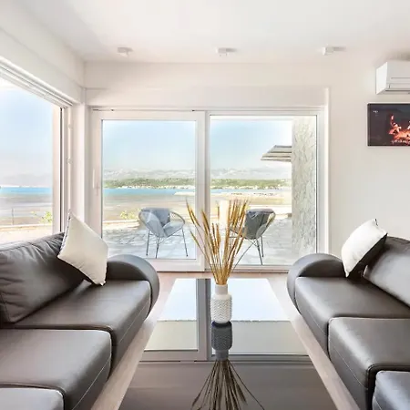 Maritime - Exklusive Strandvilla Mit Beheiztem Pool, Grillhütte&meerblick Bei Zadar Villa