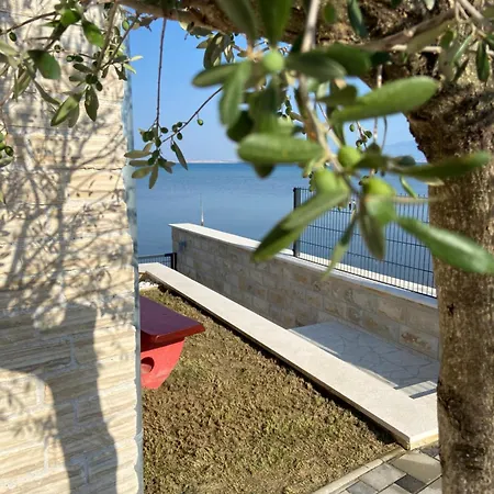 Maritime - Exklusive Strandvilla Mit Beheiztem Pool, Grillhütte&meerblick Bei Zadar Villa Ljubač