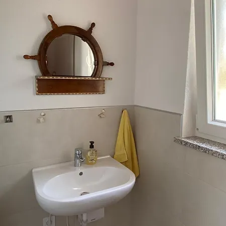 Maritime - Exklusive Strandvilla Mit Beheiztem Pool, Grillhütte&meerblick Bei Zadar Villa *