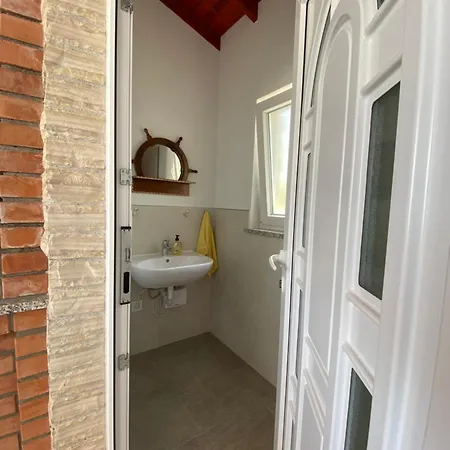 Maritime - Exklusive Strandvilla Mit Beheiztem Pool, Grillhuette & Meerblick Bei Zadar Villa