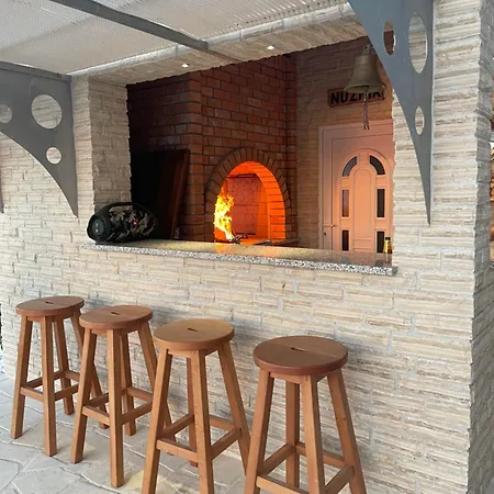 Maritime - Exklusive Strandvilla Mit Beheiztem Pool, Grillhuette & Meerblick Bei Zadar Ljubač