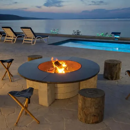 Maritime - Exklusive Strandvilla Mit Beheiztem Pool, Grillhuette & Meerblick Bei Zadar ヴィラ *