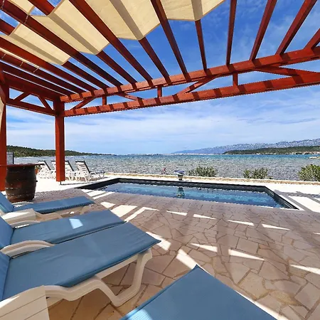 Maritime - Exklusive Strandvilla Mit Beheiztem Pool, Grillhuette & Meerblick Bei Zadar