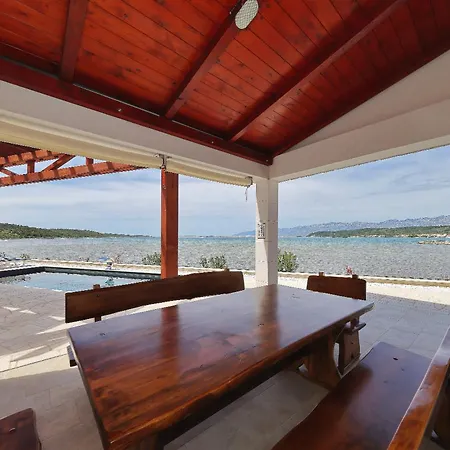 Villa Maritime - Exklusive Strandvilla Mit Beheiztem Pool, Grillhuette & Meerblick Bei Zadar Ljubač