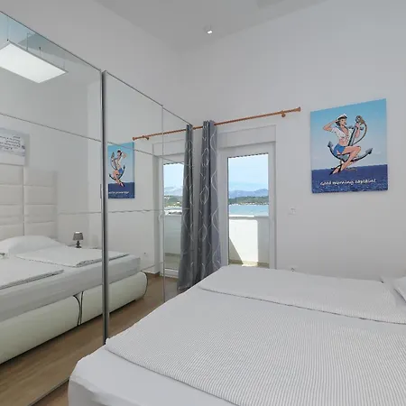 Maritime - Exklusive Strandvilla Mit Beheiztem Pool, Grillhuette & Meerblick Bei Zadar ヴィラ