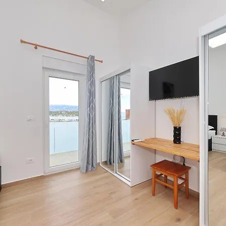 Maritime - Exklusive Strandvilla Mit Beheiztem Pool, Grillhuette & Meerblick Bei Zadar Villa Ljubač