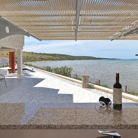 Maritime - Exklusive Strandvilla Mit Beheiztem Pool, Grillhuette & Meerblick Bei Zadar *