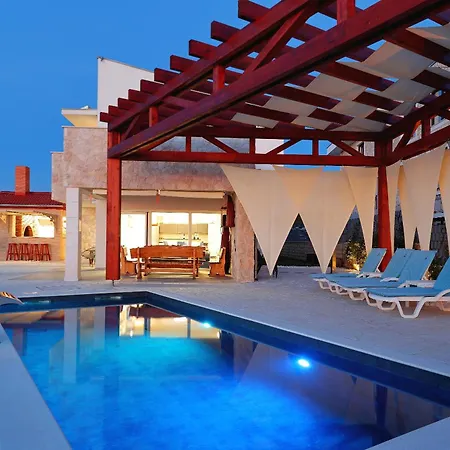 Maritime - Exklusive Strandvilla Mit Beheiztem Pool, Grillhuette & Meerblick Bei Zadar Ljubač
