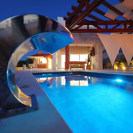 Maritime - Exklusive Strandvilla Mit Beheiztem Pool, Grillhuette & Meerblick Bei Zadar ヴィラ Ljubač