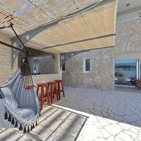 Villa Maritime - Exklusive Strandvilla Mit Beheiztem Pool, Grillhuette & Meerblick Bei Zadar