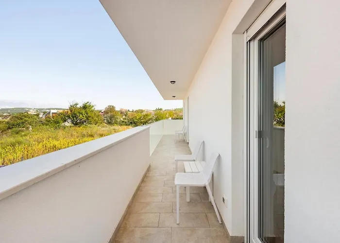 빌라 Maritime - Exklusive Strandvilla Mit Beheiztem Pool, Grillhuette & Meerblick Bei Zadar Ljubač
