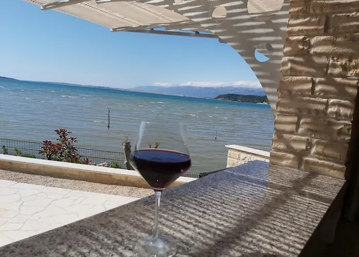 Maritime - Exklusive Strandvilla Mit Beheiztem Pool, Grillhuette & Meerblick Bei Zadar